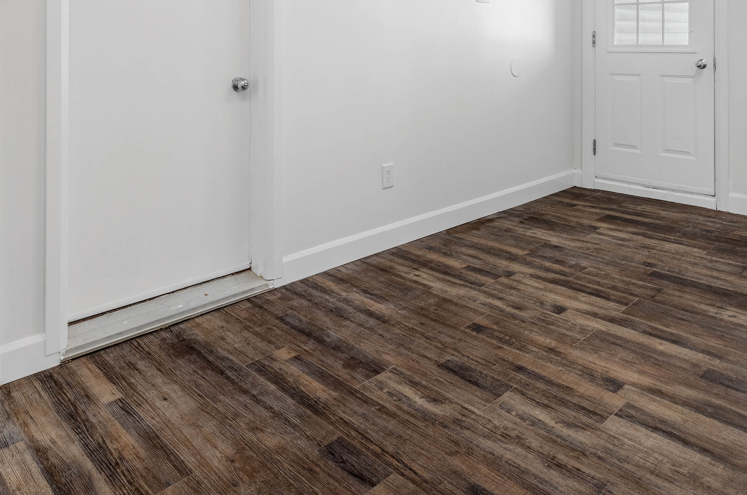 How to install laminate flooring | Chamberlain