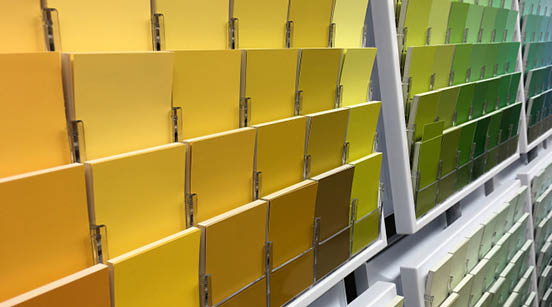 Choose over 15 000 colours for provesional products 